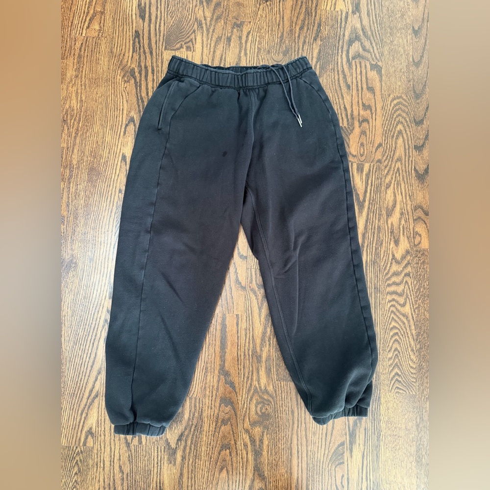 Lululemon Scuba Oversized Mid-Rise Joggers